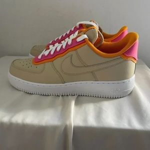 Nike Air Force 1 07 SE 9.5 leather New